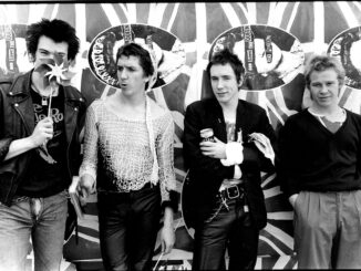 The Sex Pistols: The Original Recordings from 1976 to 1978 compilation announced on CD, vinyl and cassette 2