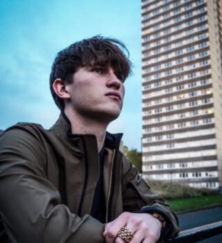 ANDREW CUSHIN releases his debut EP ‘You Don’t Belong’ & video for closing track ‘Runaway’ 