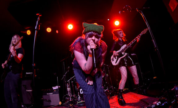 IN FOCUS// CRAWLERS @ The Oh Yeah Centre, Belfast 1