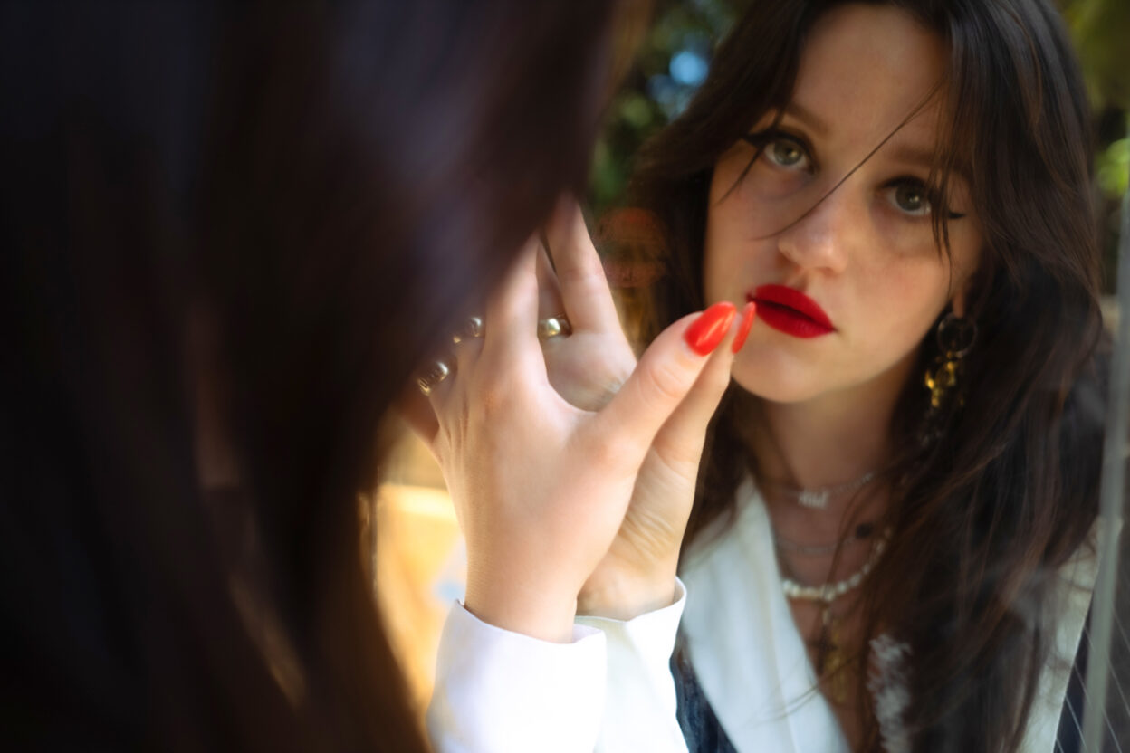 TRACK PREMIERE: Gabriella Marinaro teases her ‘INNER SPACE’ EP with the release of 'Goodnight Moon' 