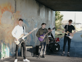 Emerging alt-pop/rock band THE COLLISION release video for new single ‘Weightless’ 82 Emerging alt-pop/rock band THE COLLISION release video for new single ‘Weightless’