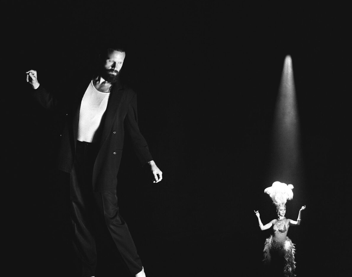 ALBUM REVIEW: Father John Misty - Chloë and the Next 20th Century 