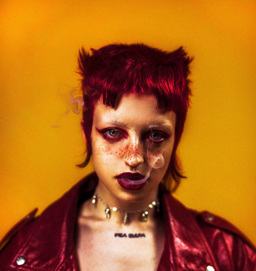 CODY FROST releases her debut mixtape ‘TEETH’ - Watch the video for new track 'Redundant' 