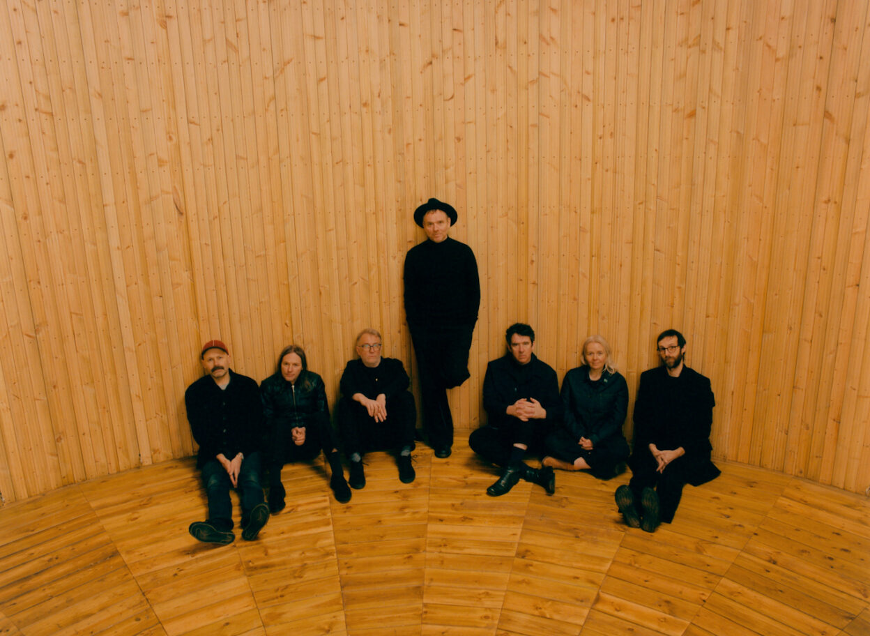LIVE REVIEW: Belle and Sebastian @ Rough Trade East, London 