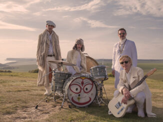 KULA SHAKER share video for new single 'The Once And Future King' - Watch Now