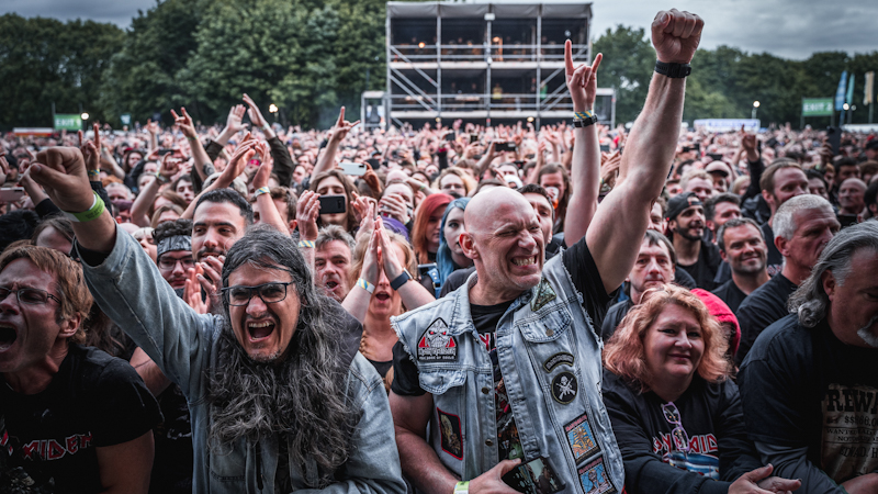 TINJAUAN LANGSUNG: Iron Maiden di Belsonic, Taman Ormeau, Belfast