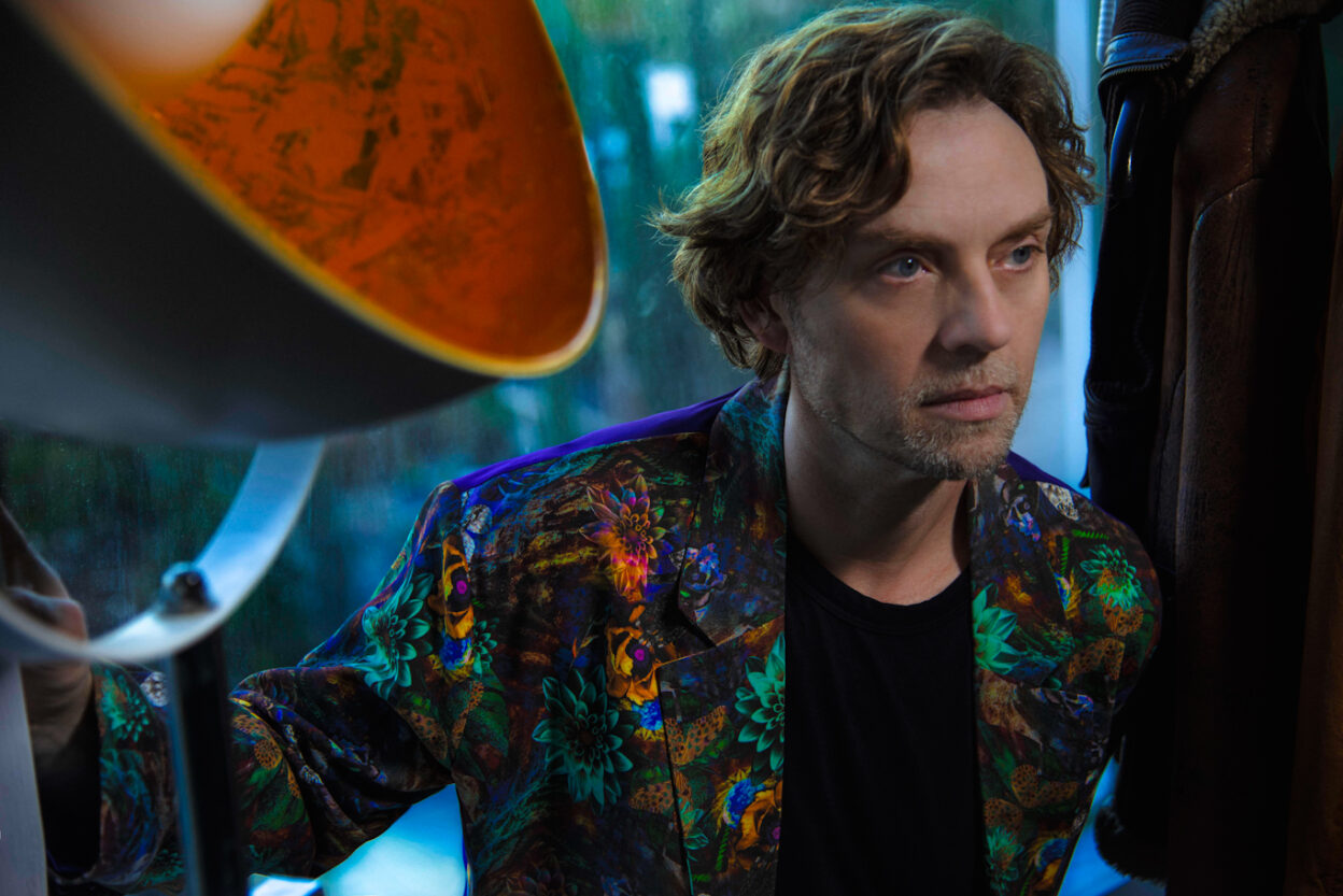 Darren Hayes unveils new single 'Poison Blood' - Listen Now 