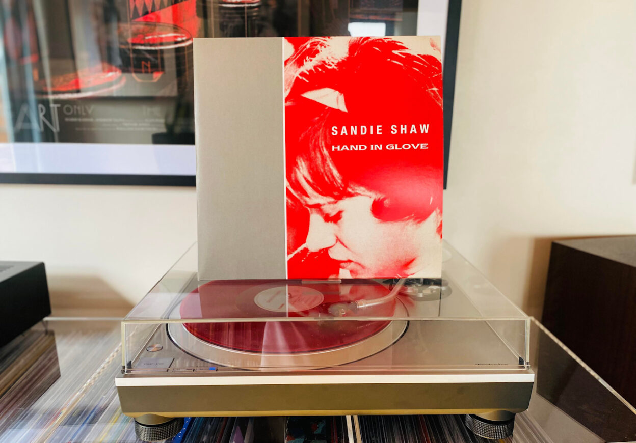 ON THE TURNTABLE: Sandie Shaw - Hand In Glove 