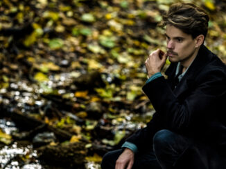 Dutch singer-songwriter GILDOR shares new single ‘Thinking Back’ 84 Dutch singer-songwriter GILDOR shares new single ‘Thinking Back’