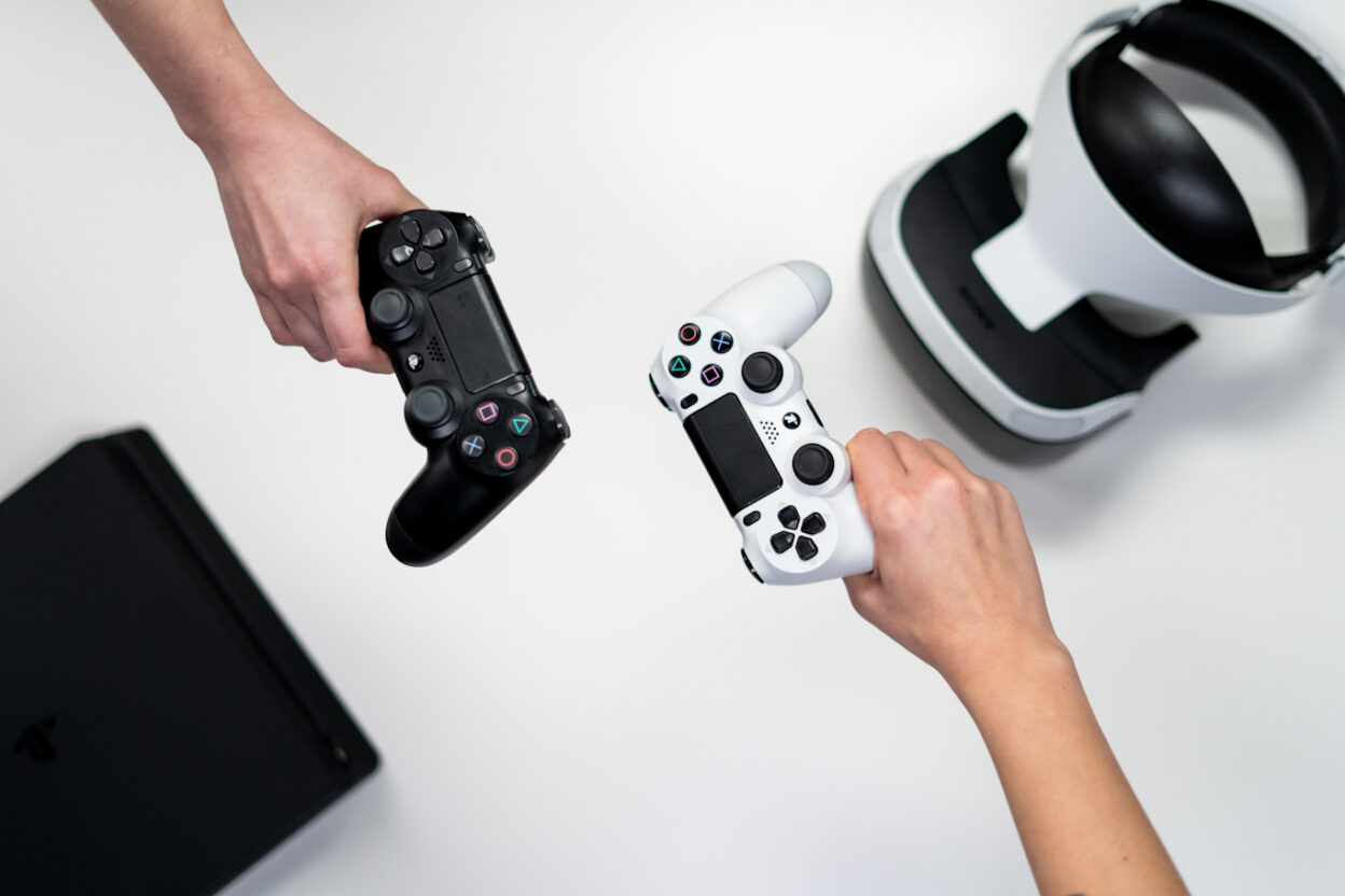 Entertainment in the Digital Age: What to Expect in the Next 10 Years 