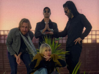 VIDEO PREMIERE: The Bloodstreams - Clockwork Man 82 The Bloodstreams