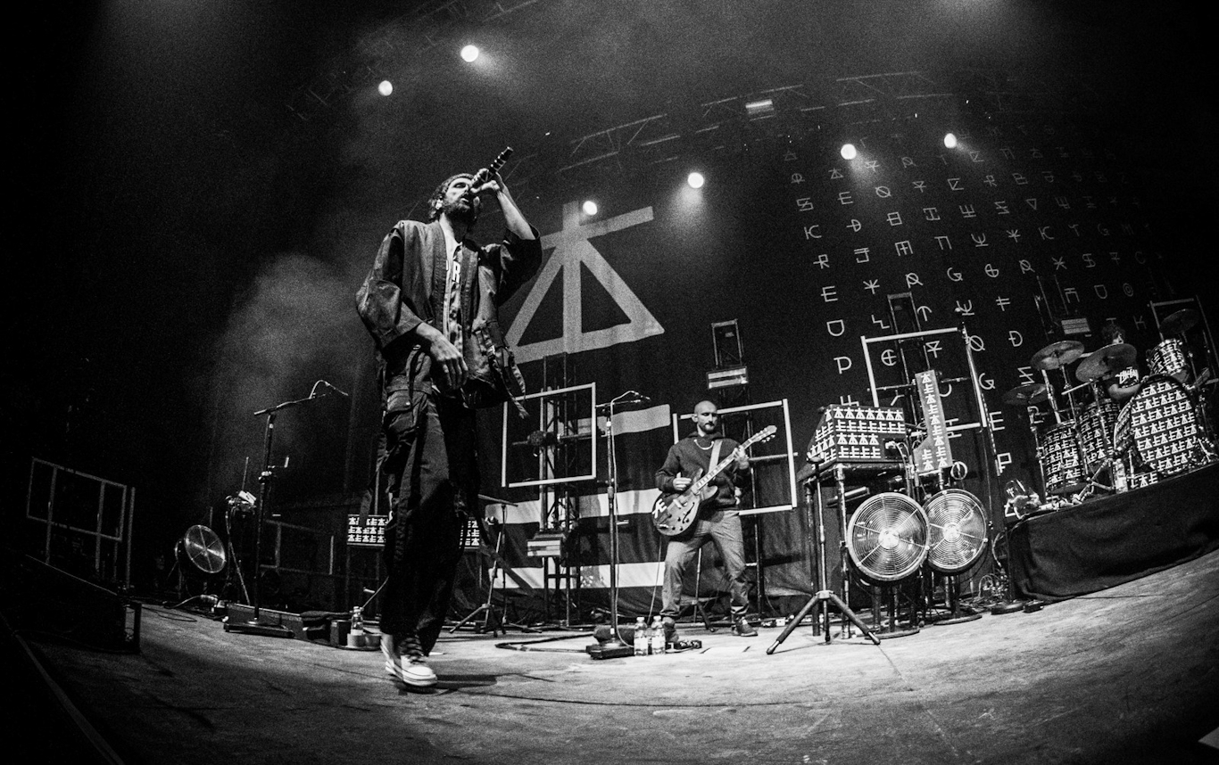 Kasabian IN FOCUS// Kasabian at The Telegraph Building, Belfast