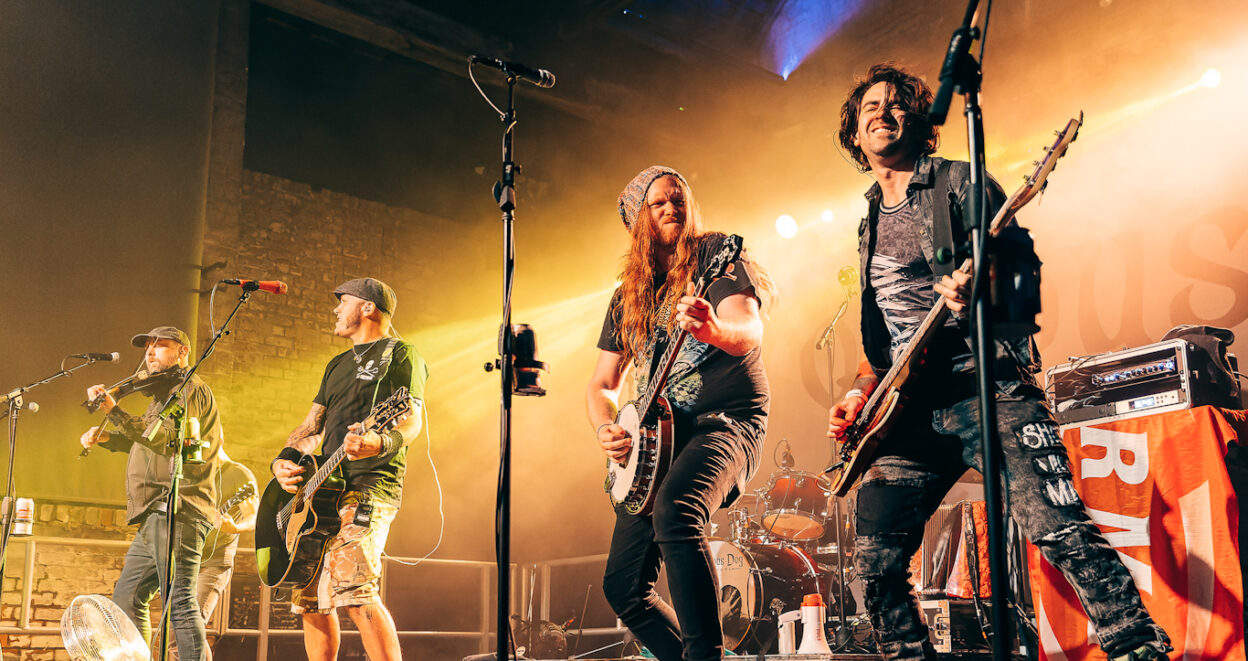 LIVE REVIEW: Ferocious Dog at Boiler Shop, Newcastle upon Tyne