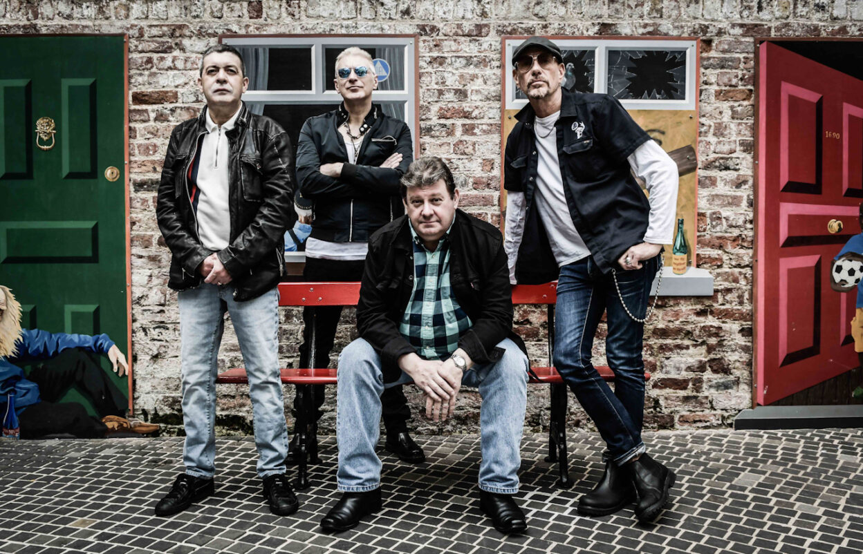 stiff little fingers