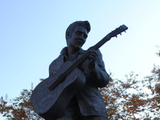 Elvis in Vegas: A Match Made In Heaven 82 Elvis Presley