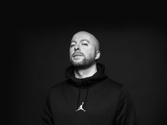 Irish DJ HIX and RAPHI link up on their brand new single 'Come On Over' 83 Hix