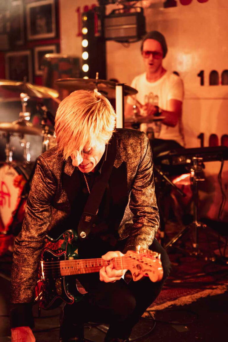 LIVE REVIEW Kula Shaker At The 100 Club, London
