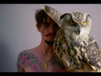 THE DARKNESS release trailer for new documentary 'Welcome to The Darkness' 82 The Darkness