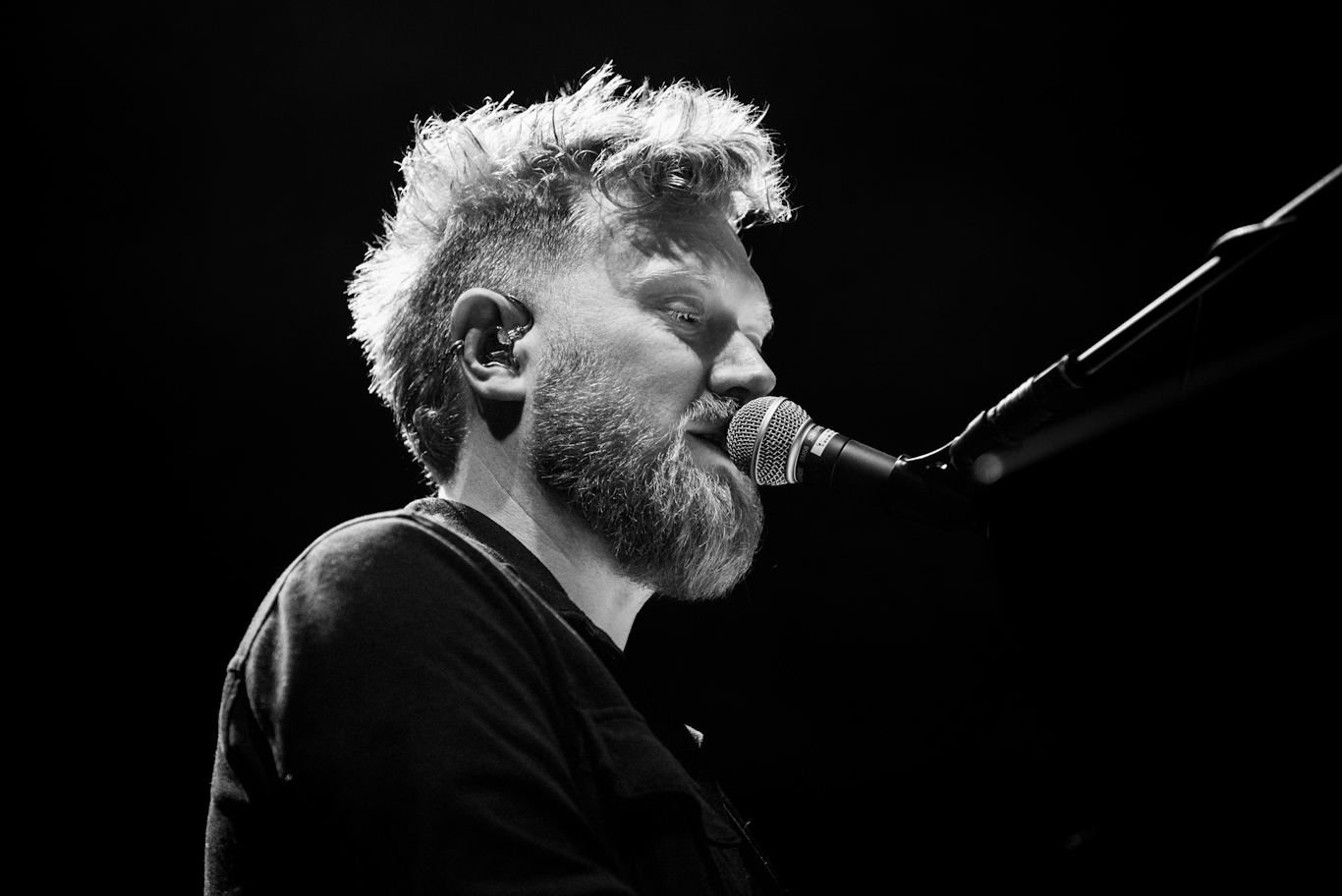 IN FOCUS// Gareth Dunlop at Ulster Hall, Belfast 89 Gareth Dunlop at Ulster Hall, Belfast © Bernie McAllister