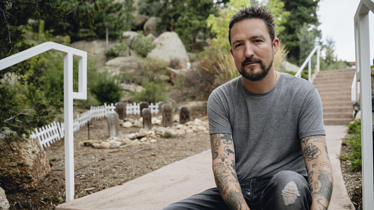 FRANK TURNER