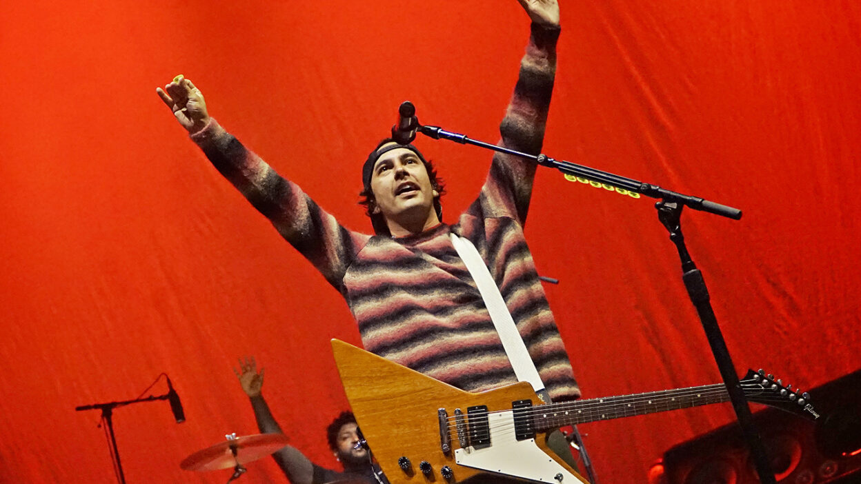 Pierce the Veil @ Motorpoint Arena, Nottingham Credit: Alina Salihbekova