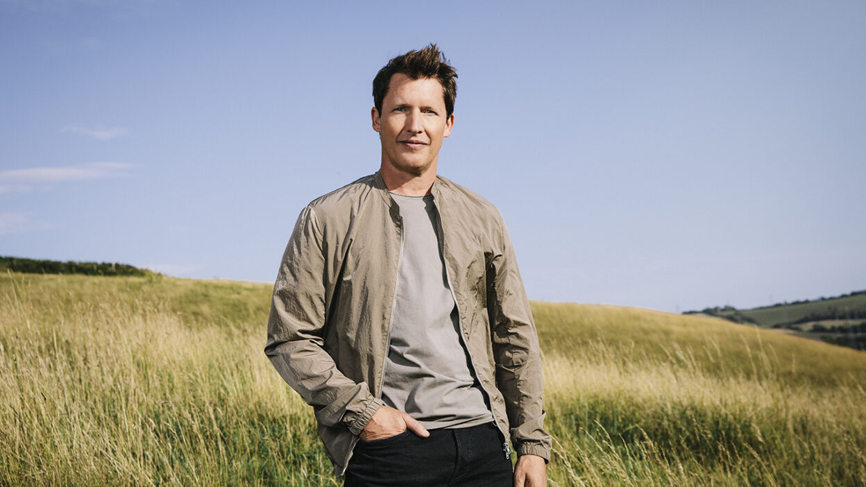 LIVE REVIEW: James Blunt at The Royal Albert Hall