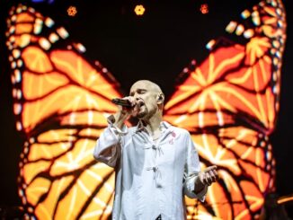LIVE REVIEW: James & Razorlight at Co-op Live, Manchester 81 James at Co-op Live, Manchester