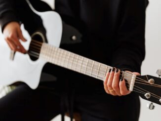 Co-branding: Music Marketing’s Secret 81 guitar