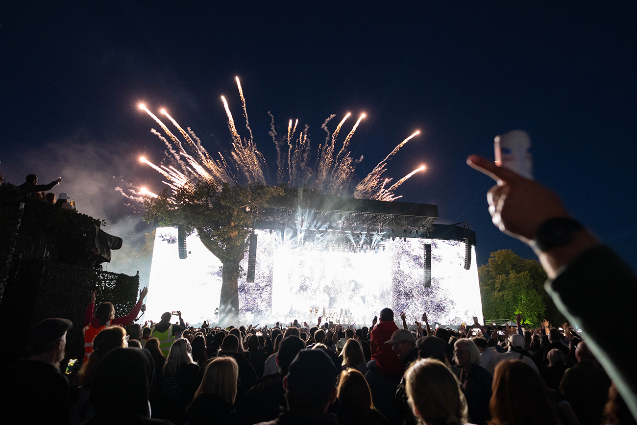 LIVE REVIEW: Robbie Williams at BST Hyde Park, London 84 Robbie Williams