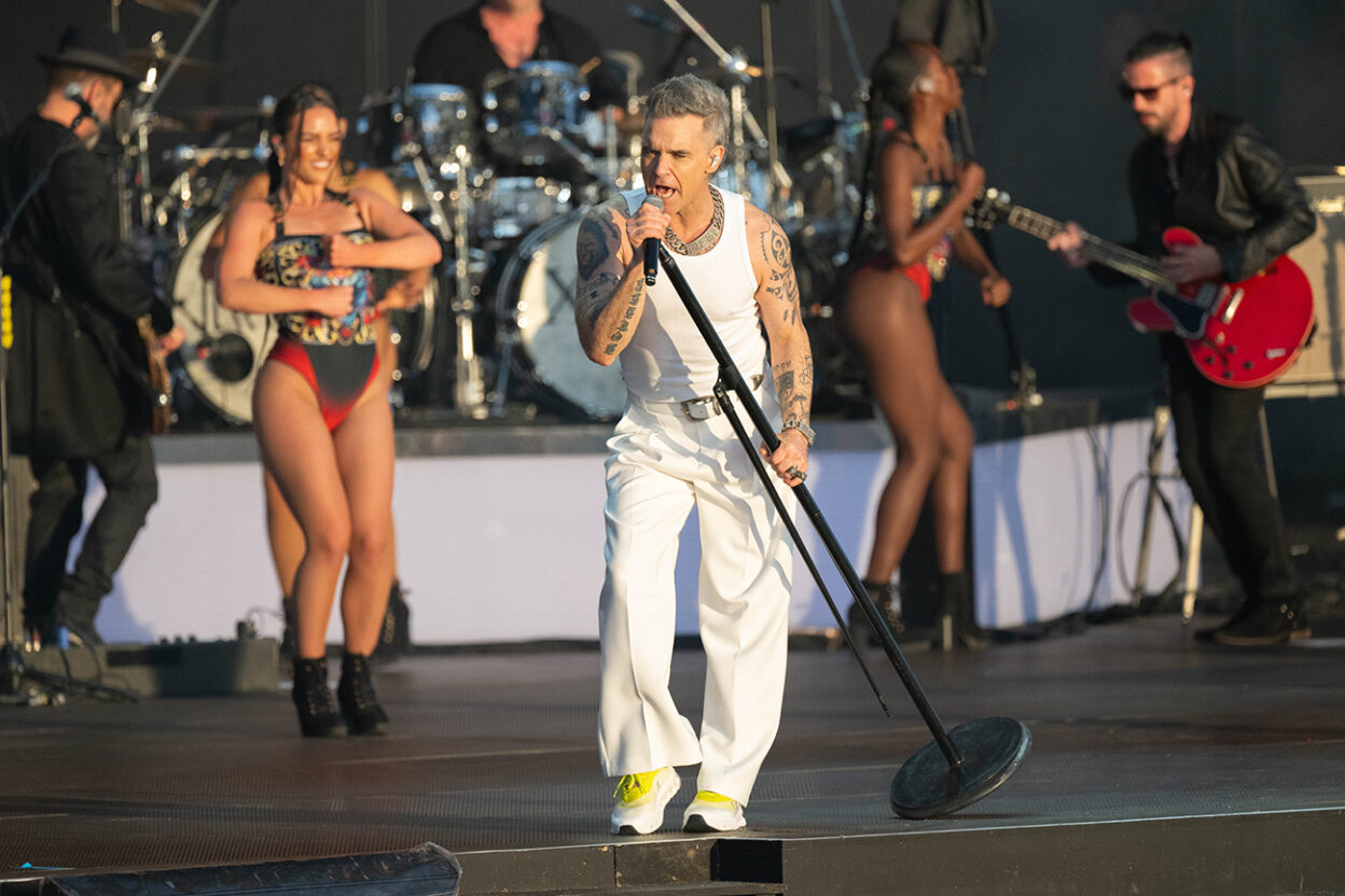 LIVE REVIEW: Robbie Williams at BST Hyde Park, London