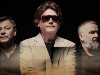 Manic Street Preachers share new single 'Decline & Fall' 82 Manic Street Preachers