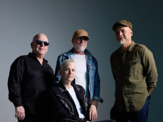PIXIES share new song ‘Oyster Beds’ from their upcoming album 'The Night the Zombies Came' 82 Pixies