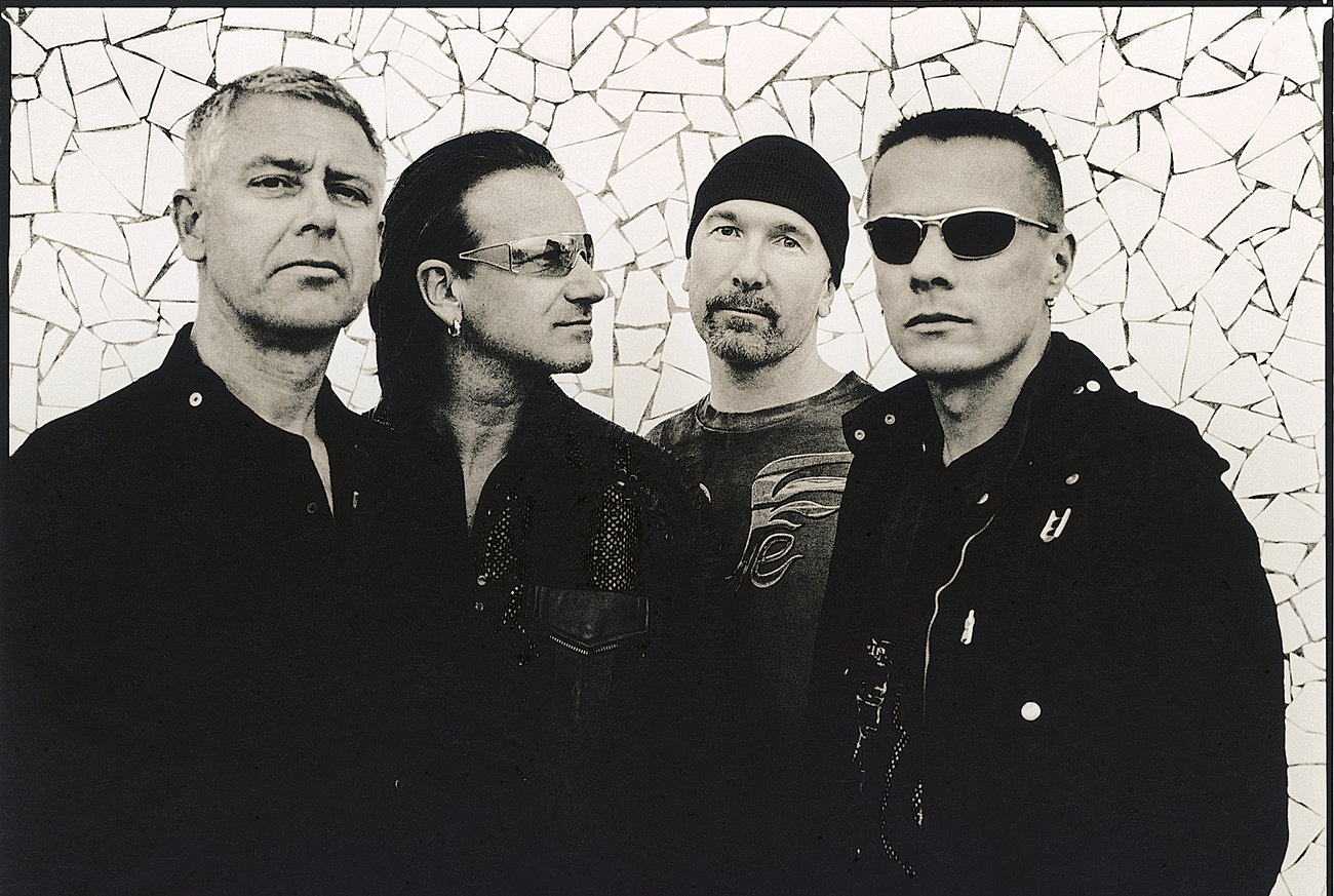 U2「How to Re-Assemble an Atomic Bomb」 U2 - U2-How To Dismantle An Atomic Bomb (20th Anniversary