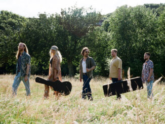 Bailey Tomkinson & The Locals unveil video for new single 'Moonshine' 82 Bailey Tomkinson & The Locals