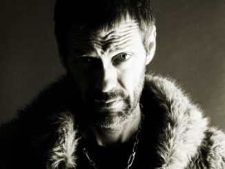 Tom Meighan shares the video for his new single 'Better Life' 82 Tom Meighan