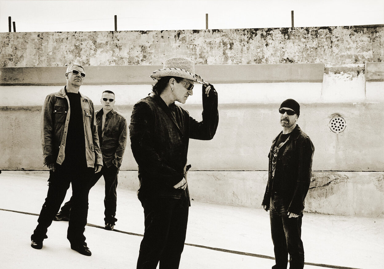U2