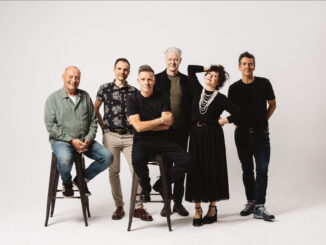 Deacon Blue Unveil New Single ‘Turn Up Your Radio!’ from Upcoming Album 'The Great Western Road' 81 deacon blue