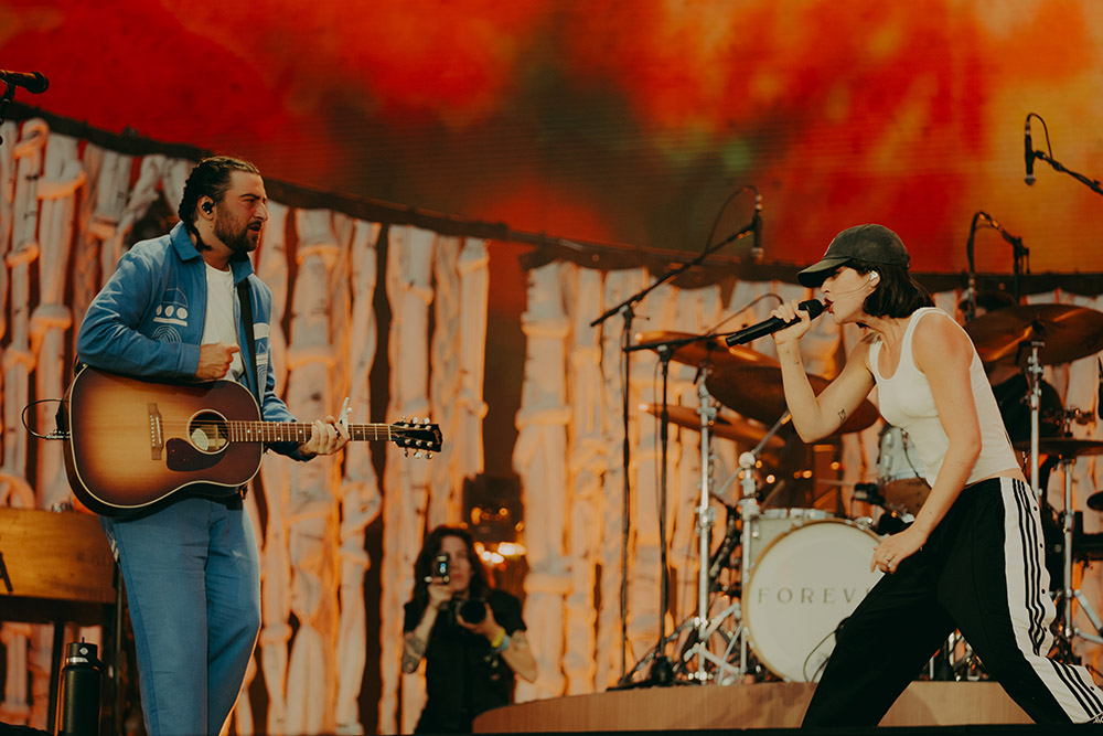 LIVE REVIEW: From 77 to 65,000: Noah Kahan’s Emotional Triumph at Hyde Park 81 NoahKahan