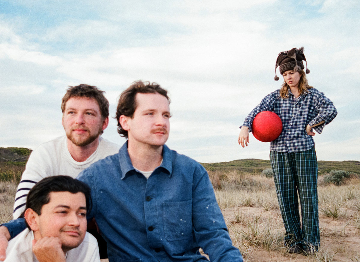 ALBUM REVIEW: The Belair Lip Bombs – Again