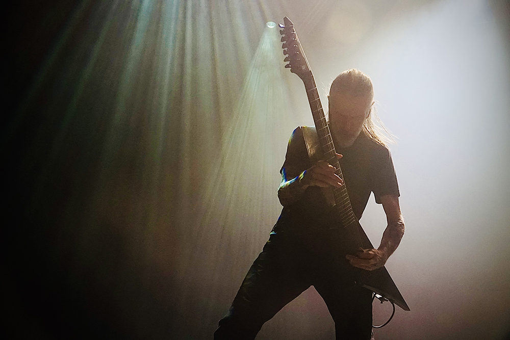 LIVE REVIEW: Wool City Rockers: Paradise Lost, Terrorvision & New Model Army take over Bradford Live Credit: Alina Salihbekova