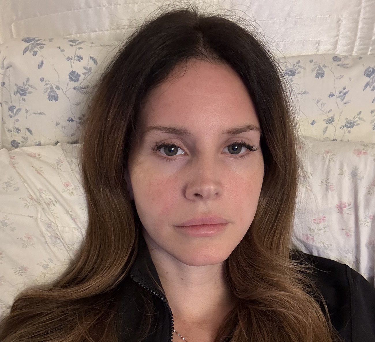 LANA DEL REY RELEASES NEW SINGLE ‘WHITE FEATHER HAWK TAIL DEER HUNTER’