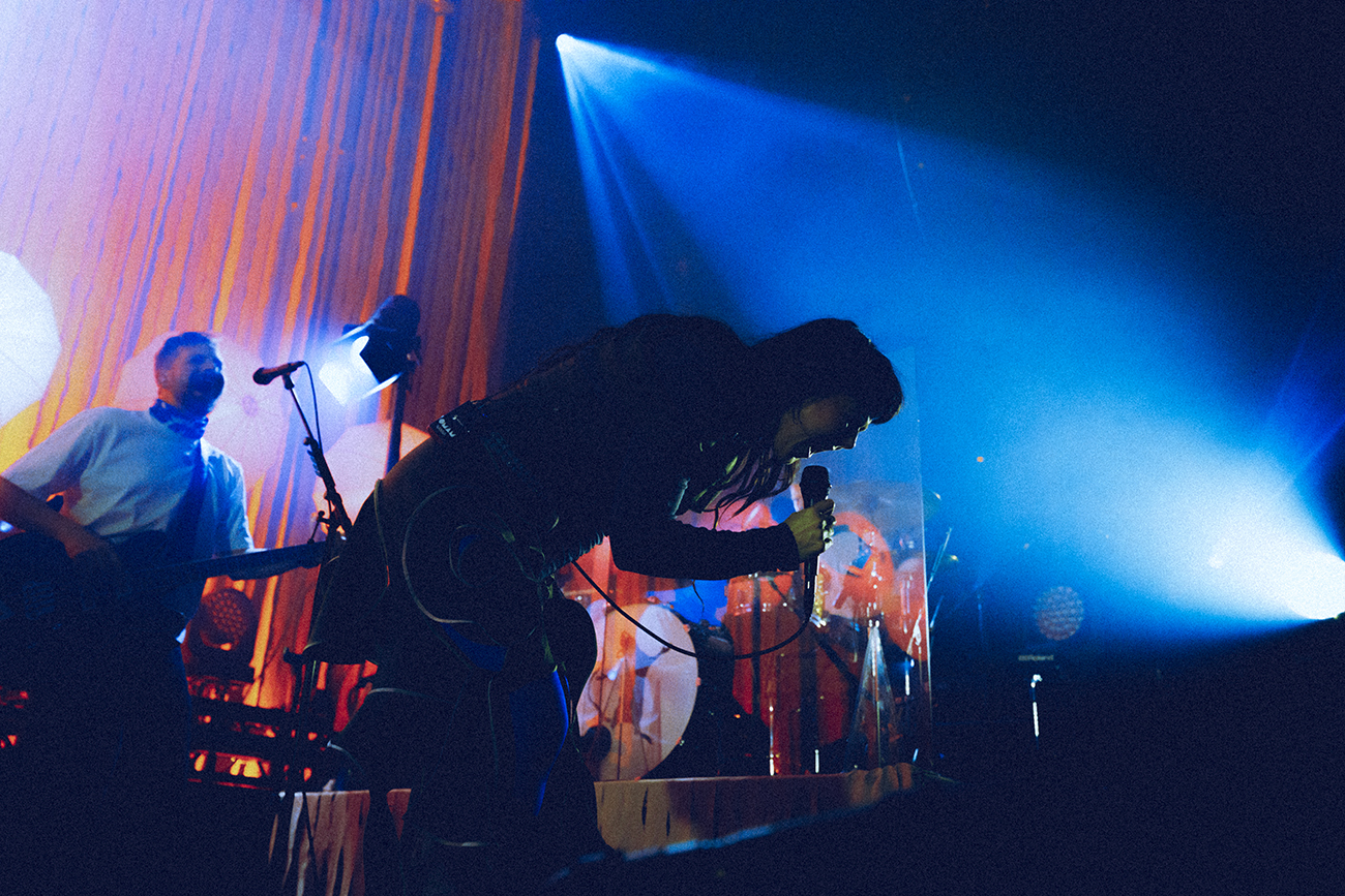 LIVE REVIEW: Of Monsters and Men Camden Roundhouse, London photos by Martin