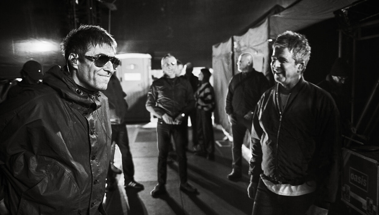 Oasis Announce ‘Live ’25 Opus’ Featuring 1000 Unseen Photos from Reunion Tour