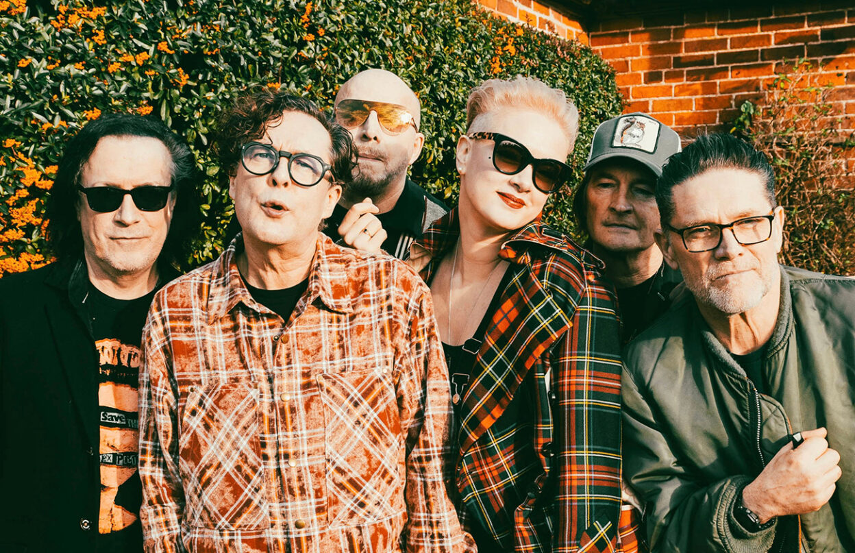 Miles Hunt on 40 years of The Wonder Stuff, burnout, Vent 414 and starting over | XS Noize Podcast #281