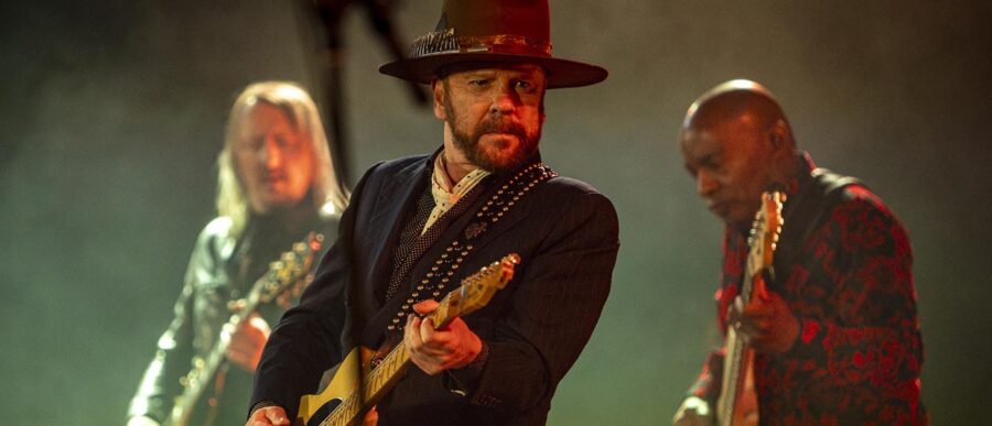 LIVE REVIEW: Kiefer Sutherland proves his country credentials with a heartfelt Union Chapel performance