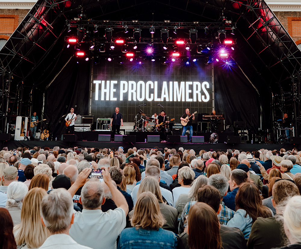 LIVE REVIEW: The Proclaimers Bring Heart, Humour And Timeless Anthems To Live At Chelsea 85 proclaimers