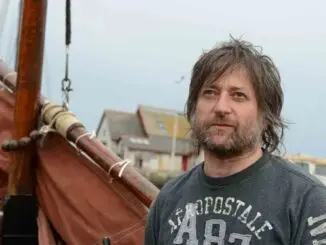 KING CREOSOTE ANNOUNCES MORE LIVE DATES