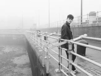 BILL RYDER JONES ANNOUNCES C0-HEADLINE TOUR