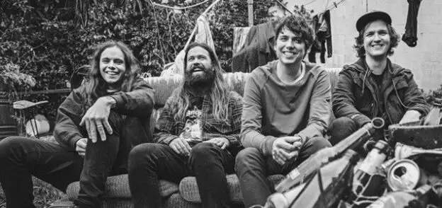 VIOLENT SOHO - HUNGRY GHOST 