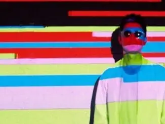 ANDREW WEATHERALL REMIXES NOEL GALLAGHER TRACK 'IN THE HEAT OF THE MOMENT' listen here